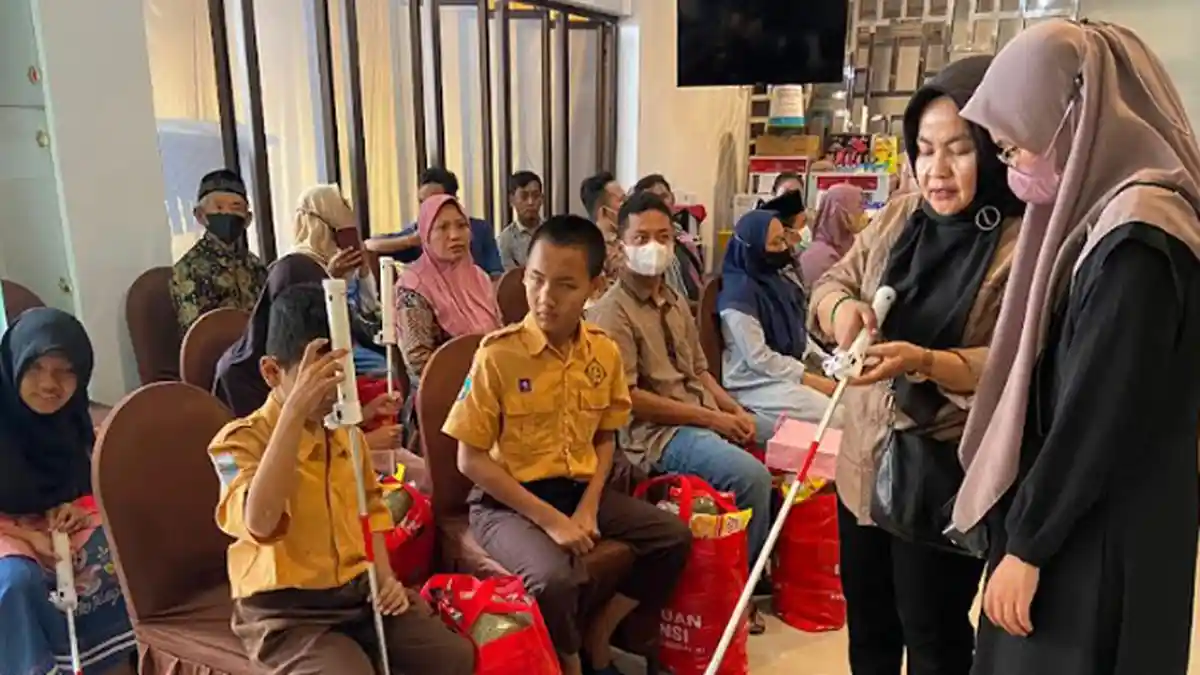 Kemensos Beri Bantuan kepada 389 PPKS di Ponorogo