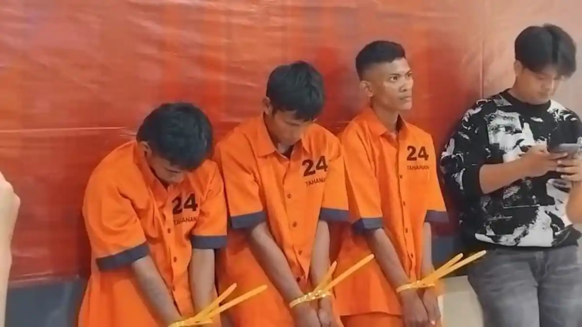 Motif 4 Pria Ogan Ilir Membunuh dan Membakar Sopir Truk, Berawal dari Numpang
