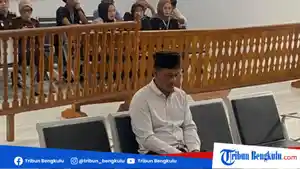 Tersangka-Gunawan-44-saat-sidang-pembacaan-putusan.jpg