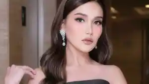 WAJAH-RUNCING-AYU-TING-TING.jpg