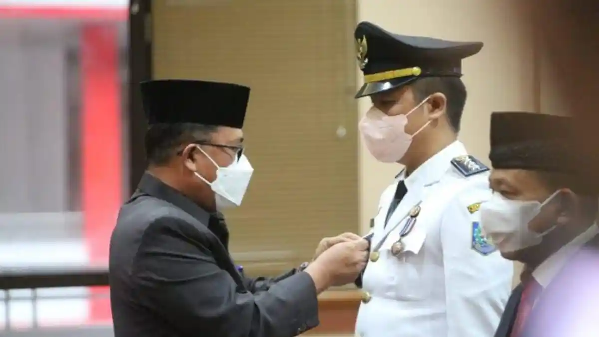 Sekkab Lampung Selatan Thamrin Lantik 5 Pejabat Eselon III