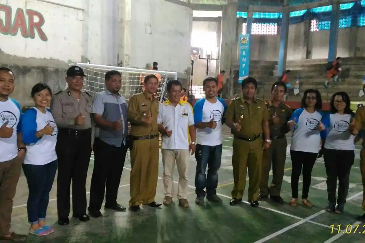 Wabup Buka Turnamen Futsal KNPI Toraja Utara