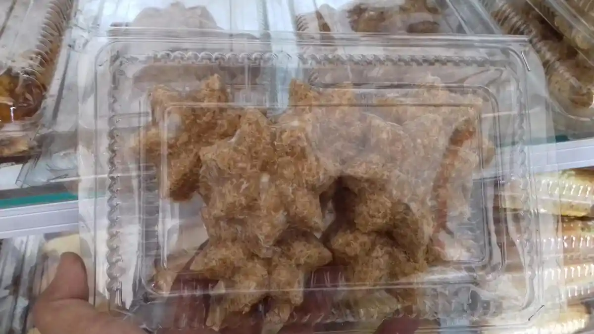 Ada Kue Labbu Palu Enak di Kedai Hikmah Maros