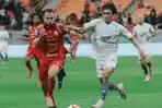 Penyebab VAR Mati Total di Laga Persija Vs PSM: Pelatih Meradang, Mauricio Souza Kena Kartu Kuning