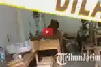 VIDEO: Polresta Sidoarjo Grebek Pabrik Rokok Ilegal yang Rugikan Negara Rp 4,6 Miliar