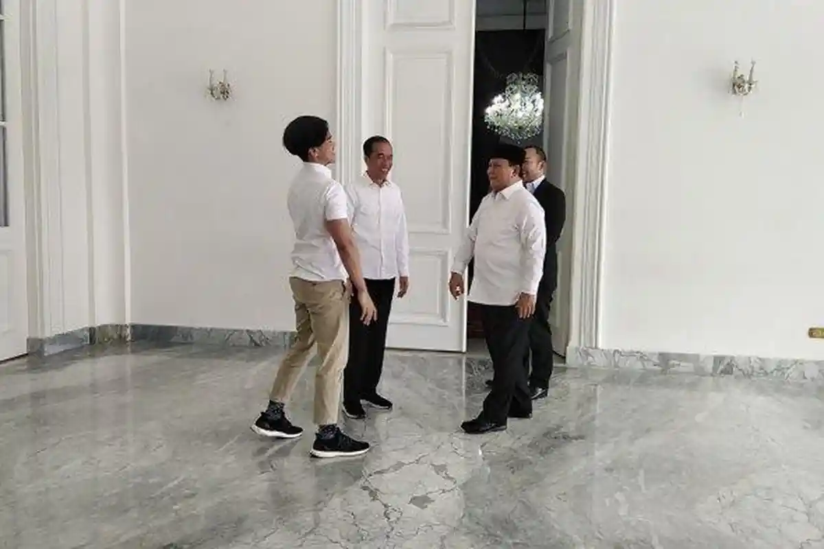 Prabowo Datang Bawa Putranya, Jokowi Tak Mau Kalah Ajak Kaesang, Presiden: Banyak yang Enggak Suka!