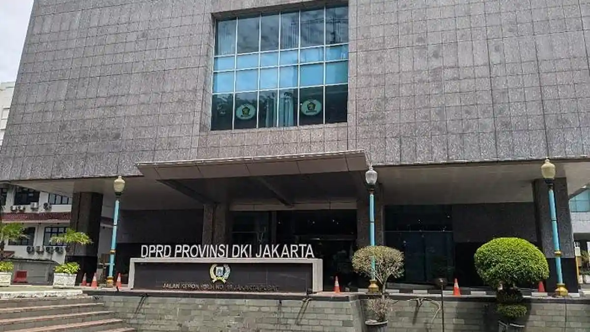 DPRD Jakarta Lantik 106 Anggota Baru, Banyak Orang Lama, Ini Daftarnya