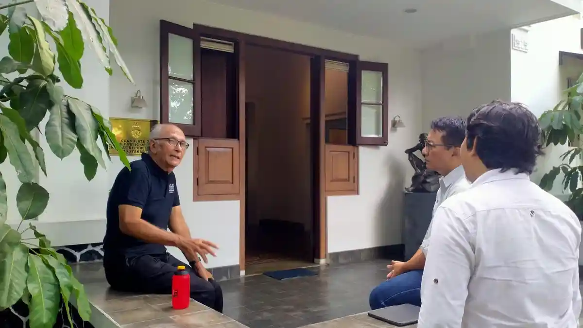Semangat Merawat Menjaga Kelestarian Cagar Budaya karena Senang