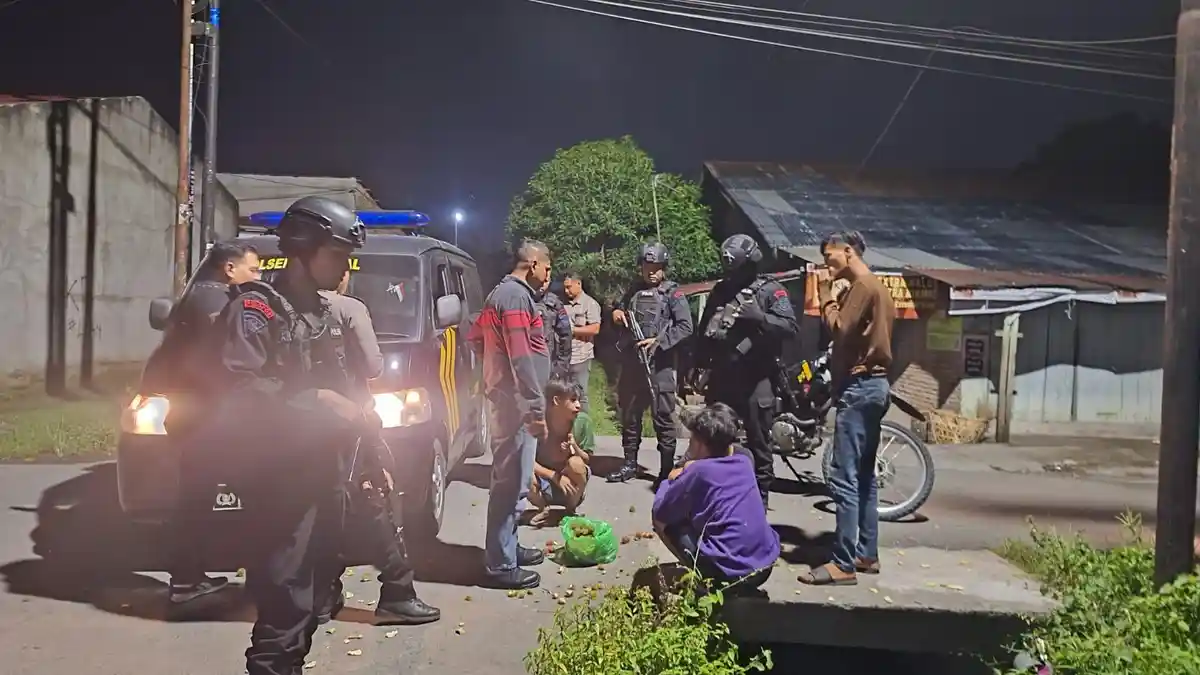 Minimalisir Tindak Kejahatan, Sat Brimob Polda Sumut Patroli di Area Rawan 