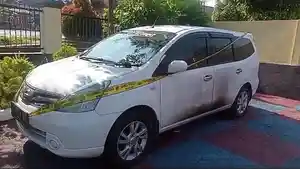 Mobil-Mantan-Istri-Dibakar.jpg