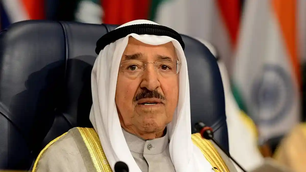 Kuwait Hadapi Krisis Akibat Harga Minyak Anjlok, Parlemen Dibubarkan