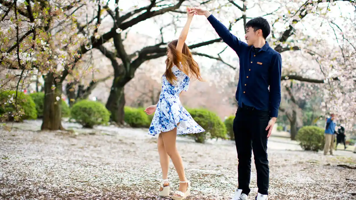 Cara 12 Zodiak Menunjukkan Perasaan ke Orang yang Disukai, Pisces: Bersifat Romantis