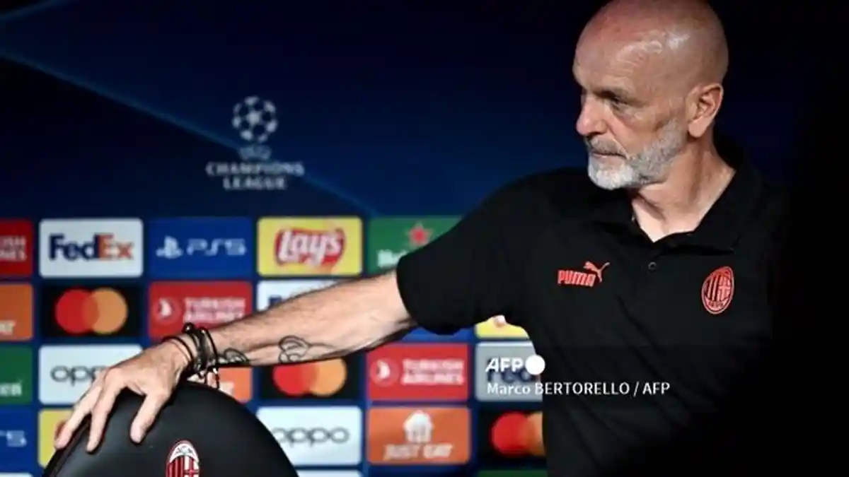 Kursi Panas Stefano Pioli di AC Milan, Ignazio Abate Siap Naik Kelas