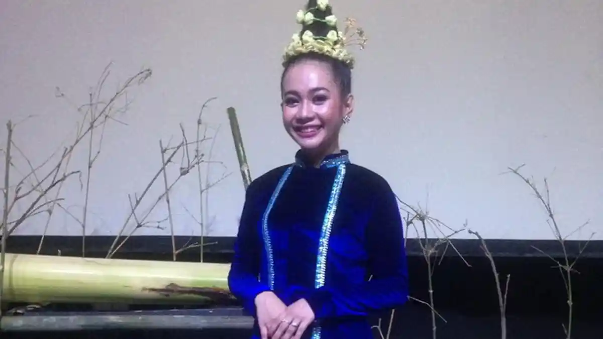 Intan Rezky Putri, Gadis di Balik Sosok 'Aji Raina' Putri Ronggeng yang Pikat Warga Makassar