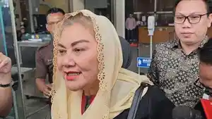 Mbak-Ita-minta-didoakannn.jpg