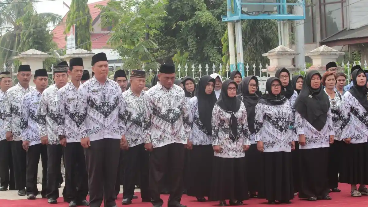 Dilarang Menambah Waktu Libur, PNS yang Melanggar akan Dikenakan Sanksi