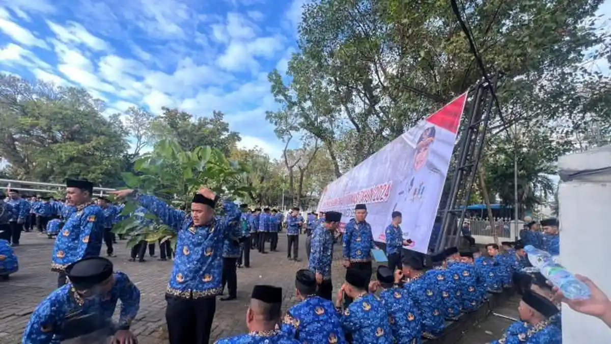 Gubernur Sulsel Larang PPPK Bergosip dan Umbar Gajinya, Bisa Dipecat