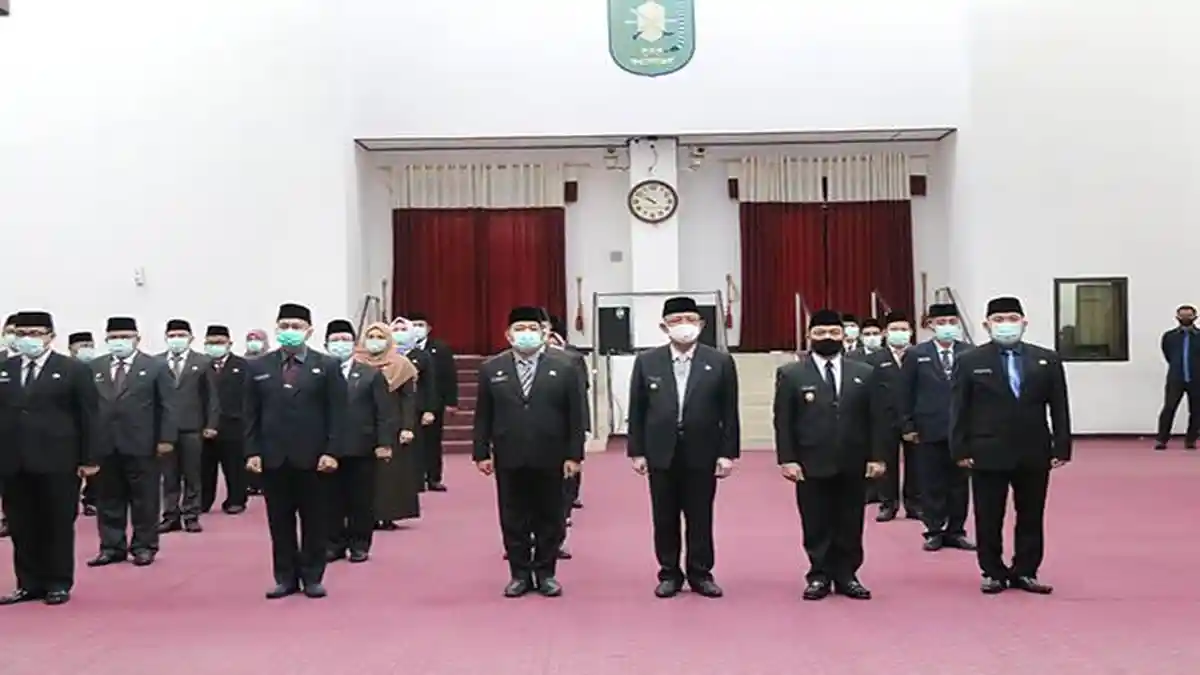 Peringatan Sutarmidji usai Melantik Kepala Dinas PUPR dan Perkim Provinsi Kalbar 