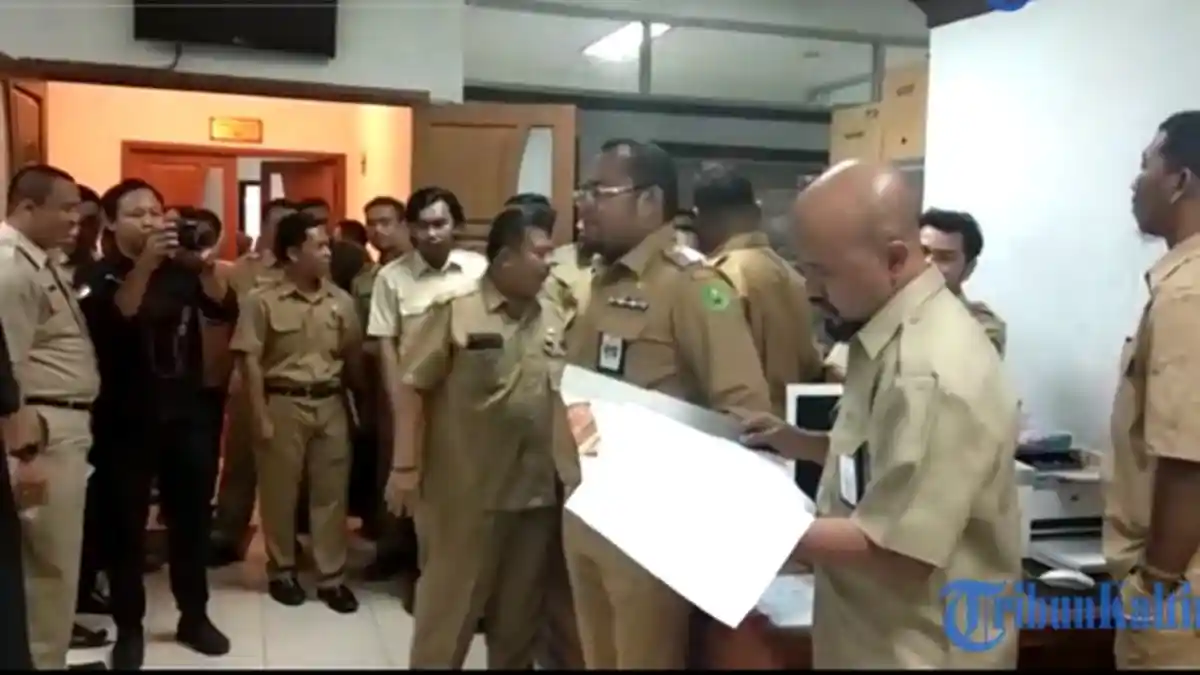 VIDEO - Sidak BKPP Kutai Timur, 60 Pegawai Sekretariat DPRD Kutim Absen Tanpa Keterangan
