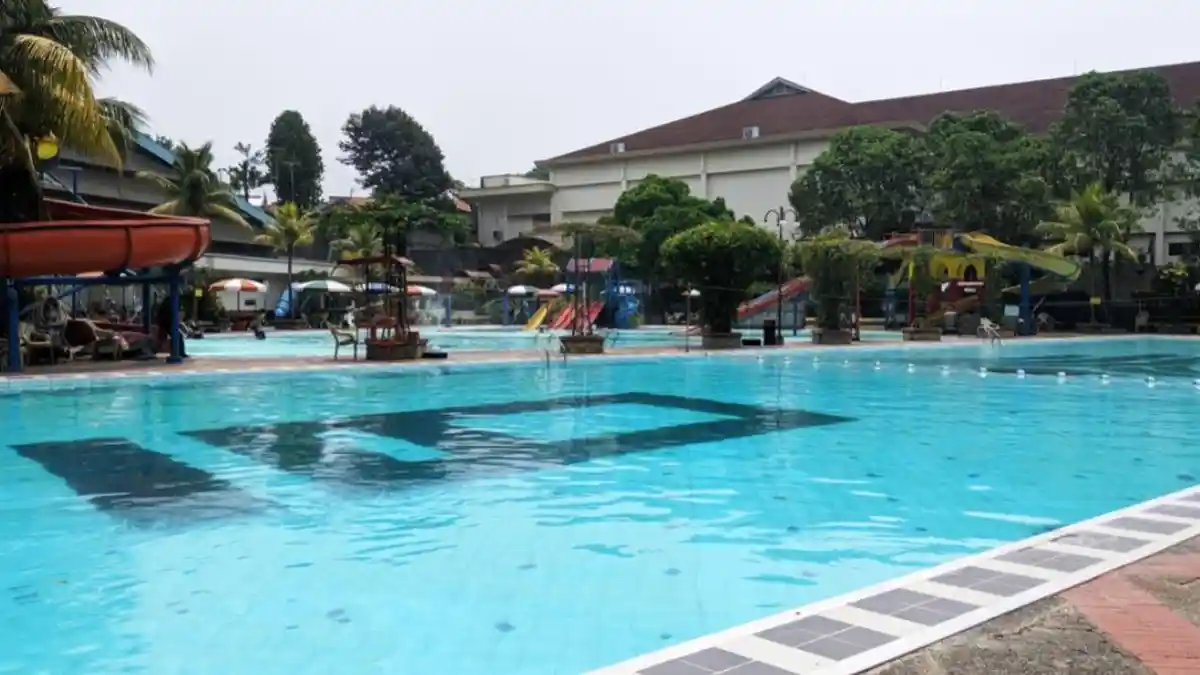 10 Tempat Wisata Bogor Ini Punya Kolam Renang dengan Flying Fox dan Air Mancur, Ajak Anak ke Sini!