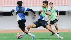 Pemain-PSIM-Yogyakarta-menjalani-sesi-latihan-tim-2412026.jpg
