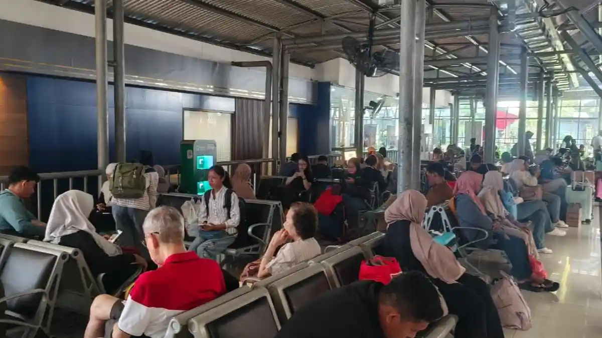 Hari Lahir Pancasila Jadi Penutup Libur Panjang, Mobilitas Pelanggan KA Masih Ramai
