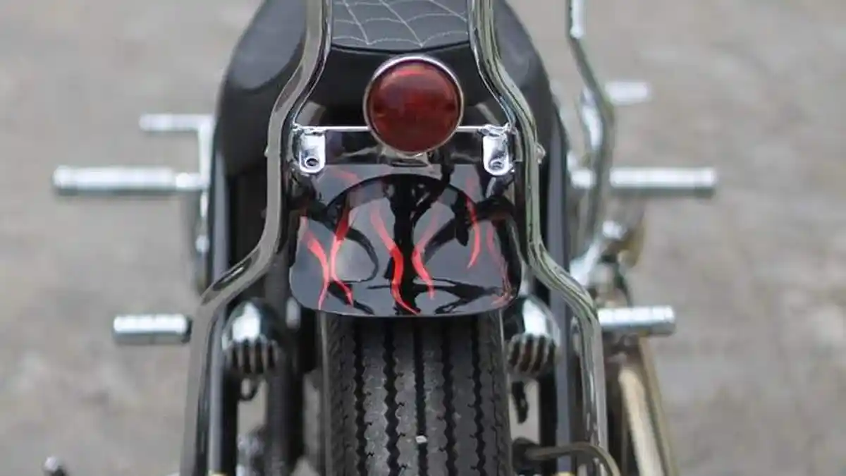 Djoened Garage Jadikan Yamaha Scorpio Skinny Chopper - modif-scorpio.jpg