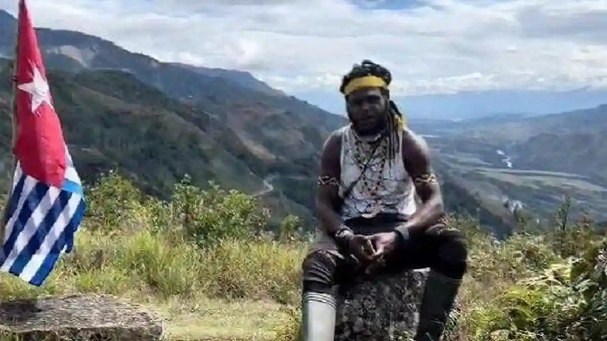 PANIK Egianus Kogoya Data KKB Papua Bocor Usai Ponsel Hilang, Sebar Seruan Waspada di Grup WA