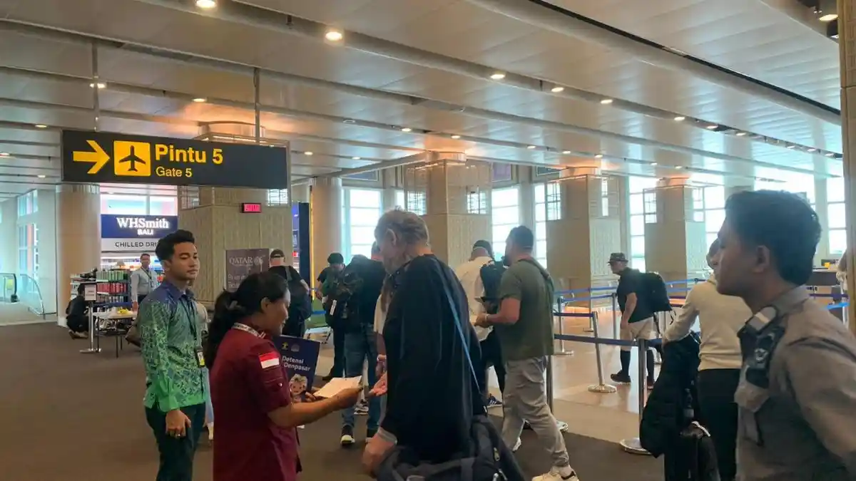 Usai Jalani Pidana Kasus Pemerasan di Bali, Interpol Gadungan Asal Rusia Ini Dideportasi