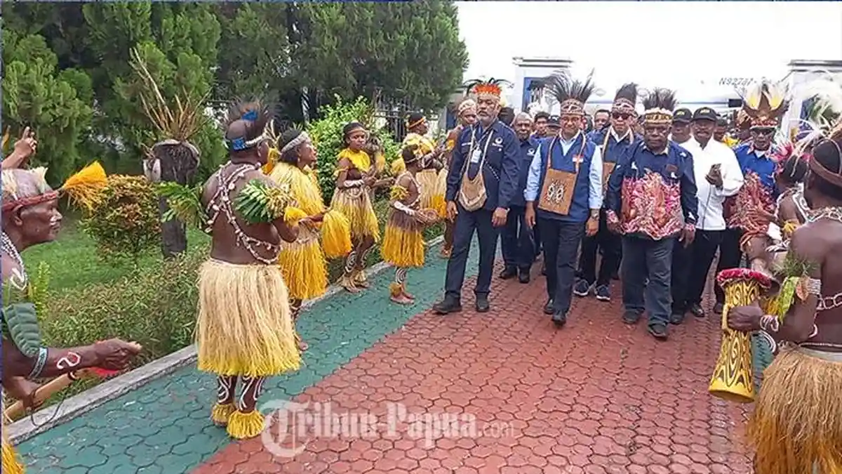 BREAKING NEWS: Anies Baswedan Tiba di Jayapura