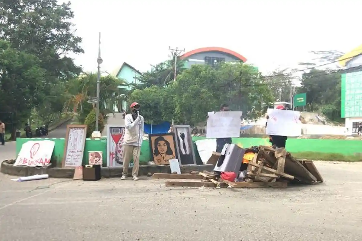Aksi Bungkam Mahasiswa IAIN, Tuntut Pihak Kampus Segera Cabut Sanksi atas Indah Sari