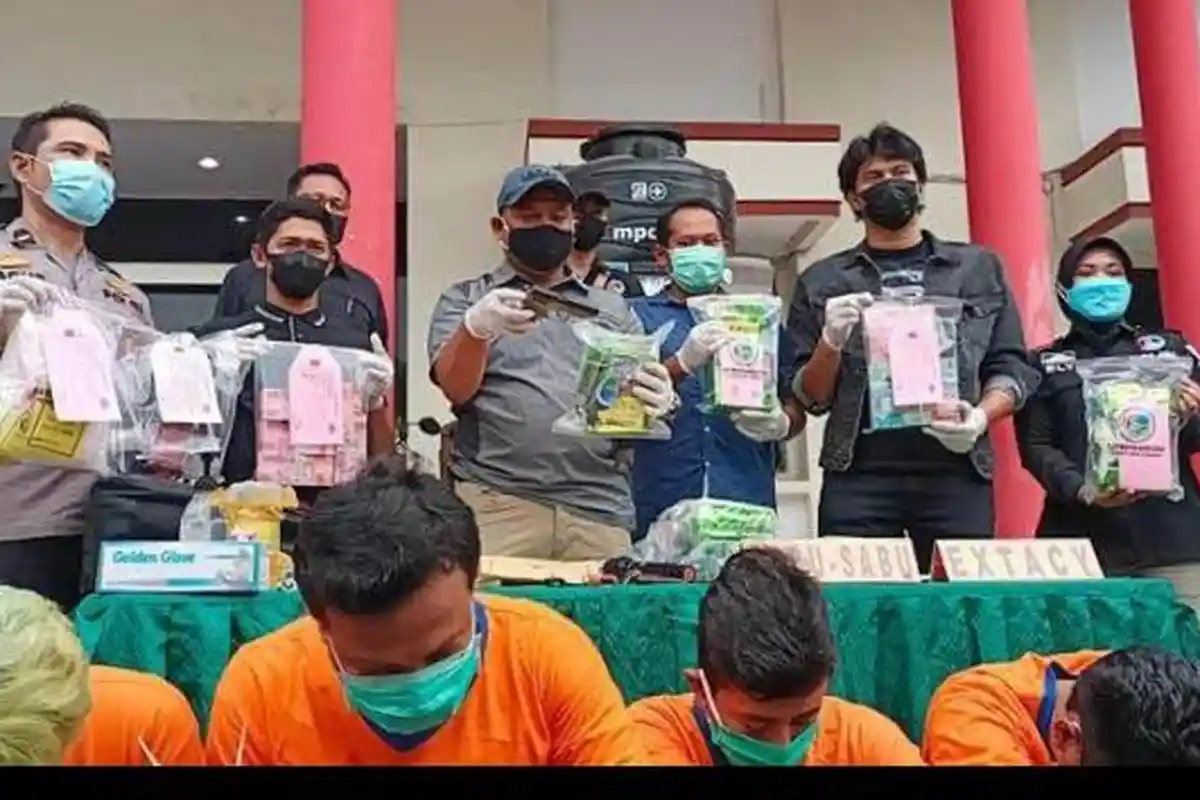 Polisi di Surabaya Terima Uang hingga Rp 1,5 Juta per Bulan dari Bandar Narkoba