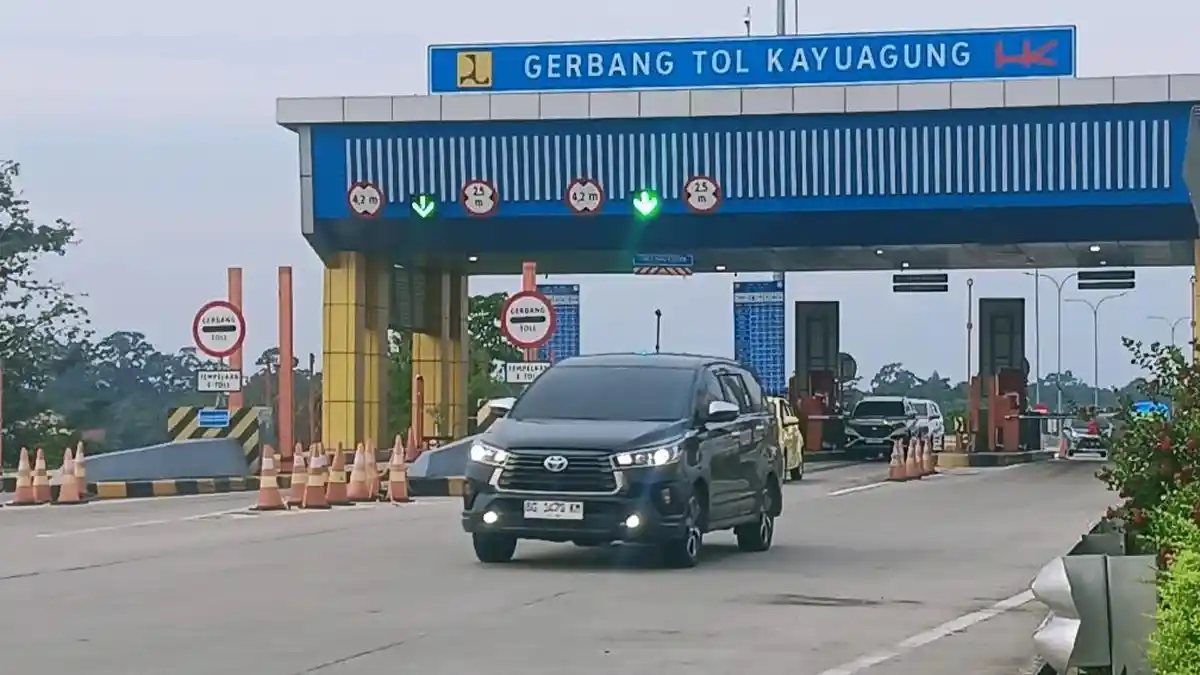 Libur Panjang Imlek 2025, 96.261 Kendaraan Melintasi di Tol Terpeka