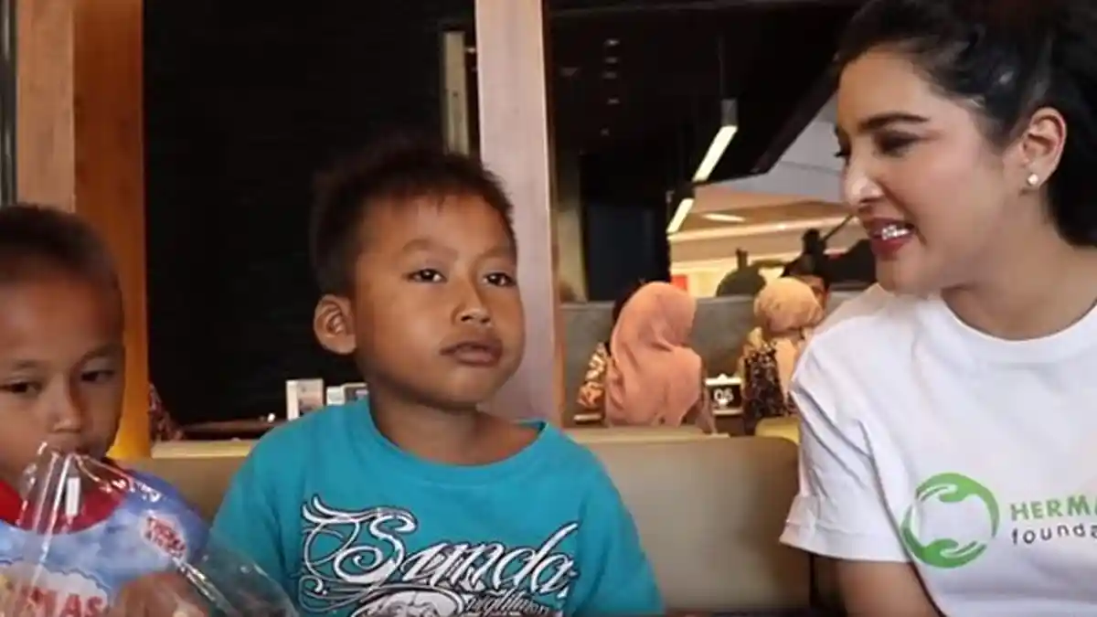 Ashanty Dituding Ingkar Janji, Tak Lagi Biayai Pendidikan Penjual Cilok yang Jadi Anak Angkatnya