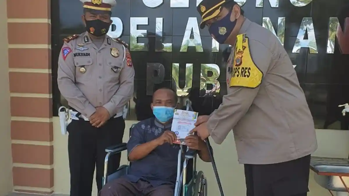 Penyandang Disabilitas Dapat SIM Gratis dari Satlantas Polres Aceh Singkil