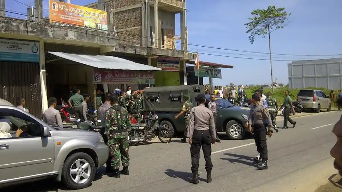 Oknum TNI dan Anggota Dewan Abdya Terlibat Baku Hantam