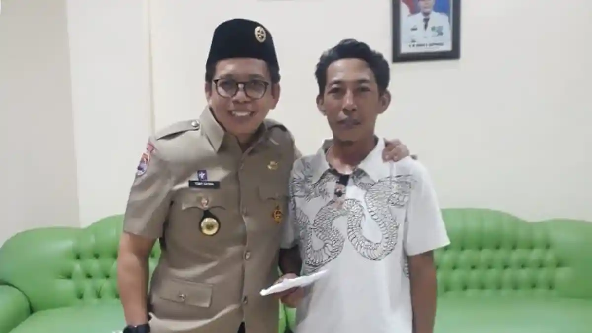 Kagum dengan Pemuda Desa, Wabup Bulukumba Bantu Pembangunan Masjid di Ujung Loe
