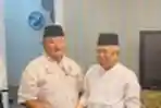 KH Maaruf Amin Memberi Kopiah Tim Hukum 01