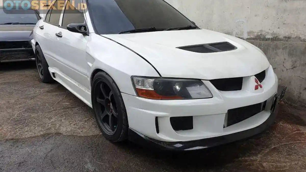 Ngebut Banget, Ini Spesifikasi dan Daftar Harga Mobil Bekas Mitsubishi Lancer Evo 4, Mesinnya Bandel