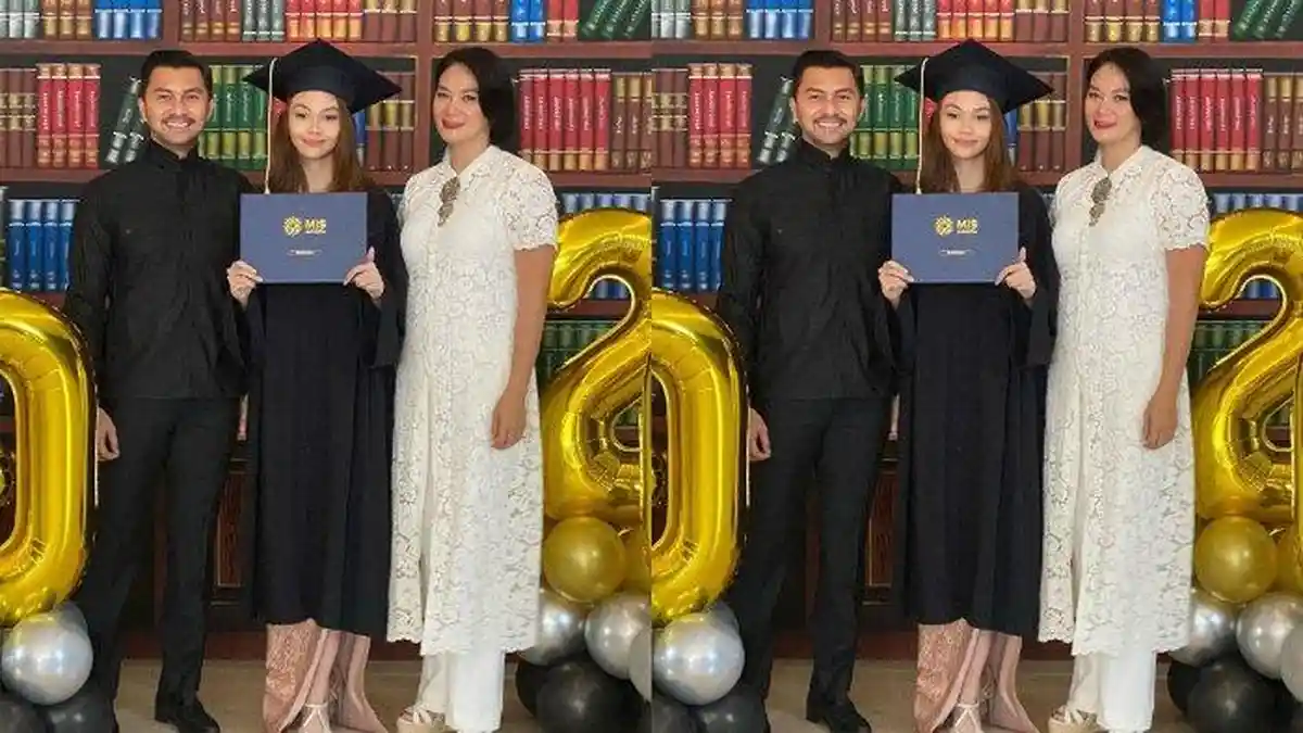 Anjasmara dan Dian Nitami Unggah Momen Wisuda Putrinya, Paras Cantik Sang Anak Curi Perhatian