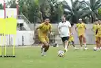 3 Kekalahan Beruntun, Madura United Fokus Kebugaran dan Pertahanan Jelang Hadapi PSBS Biak