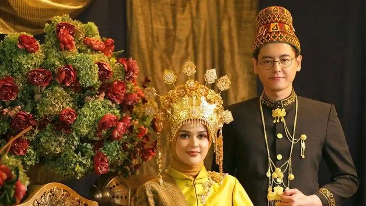Terungkap! Ini Jadwal dan Lokasi Pernikahan Roger Danuarta dan Cut Meyriska
