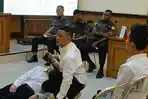 TIGA-OKNUM-TNI.jpg