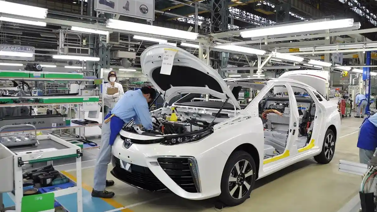Toyota Kolaborasi dengan Mazda Dirikan Pabrik Perakitan di AS
