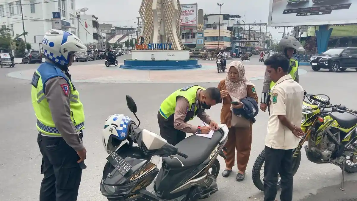 Hari Ketiga, Satlantas Polres Labuhanbatu Tilang 164 Pengendara saat Ops Zebra Toba
