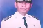 Bupati-Nong-Botha.jpg