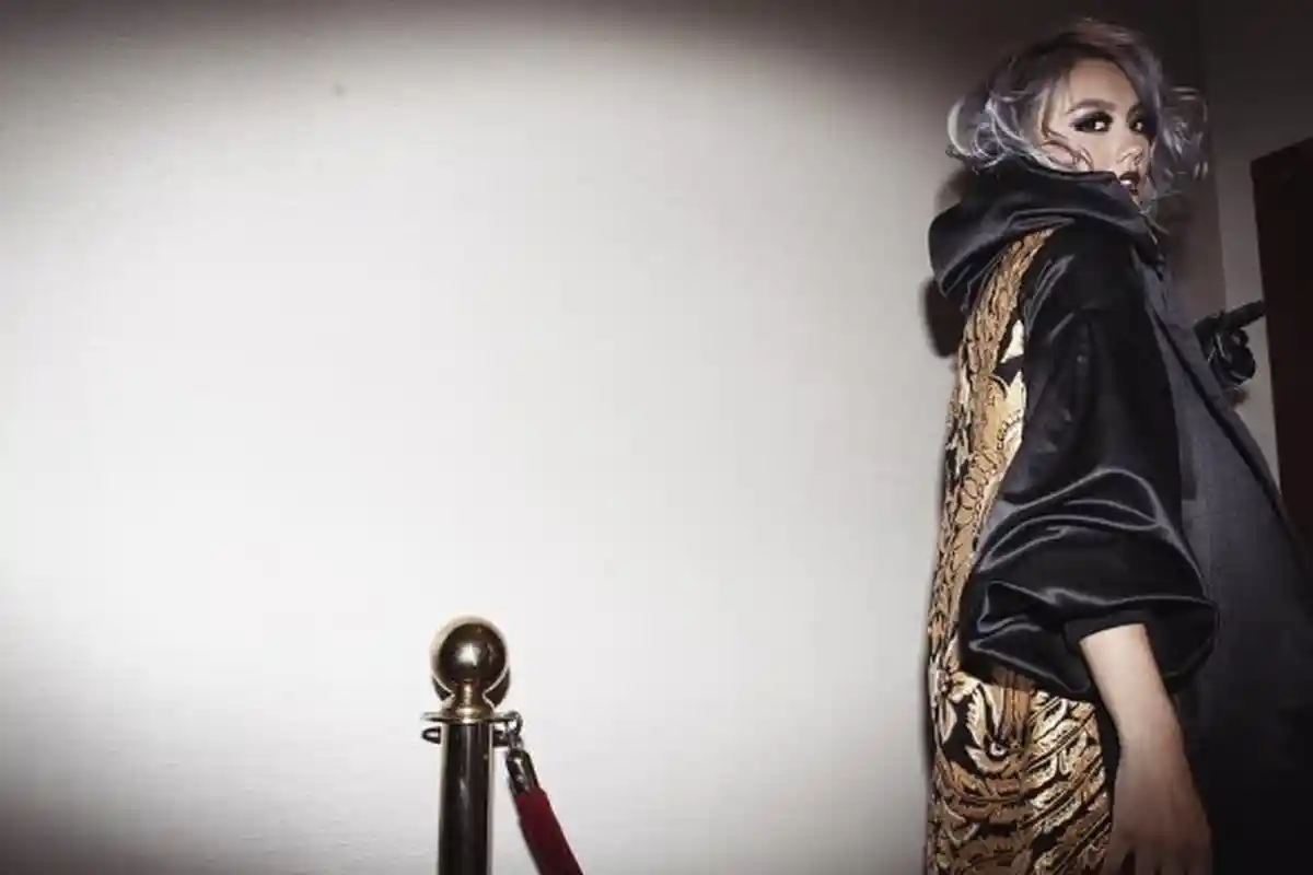 Rayakan Ulang Tahun 17 Tahun Keponakan Tersayang, Agnez Mo Bikin Video Tik Tok Bareng Chloe Xaviera