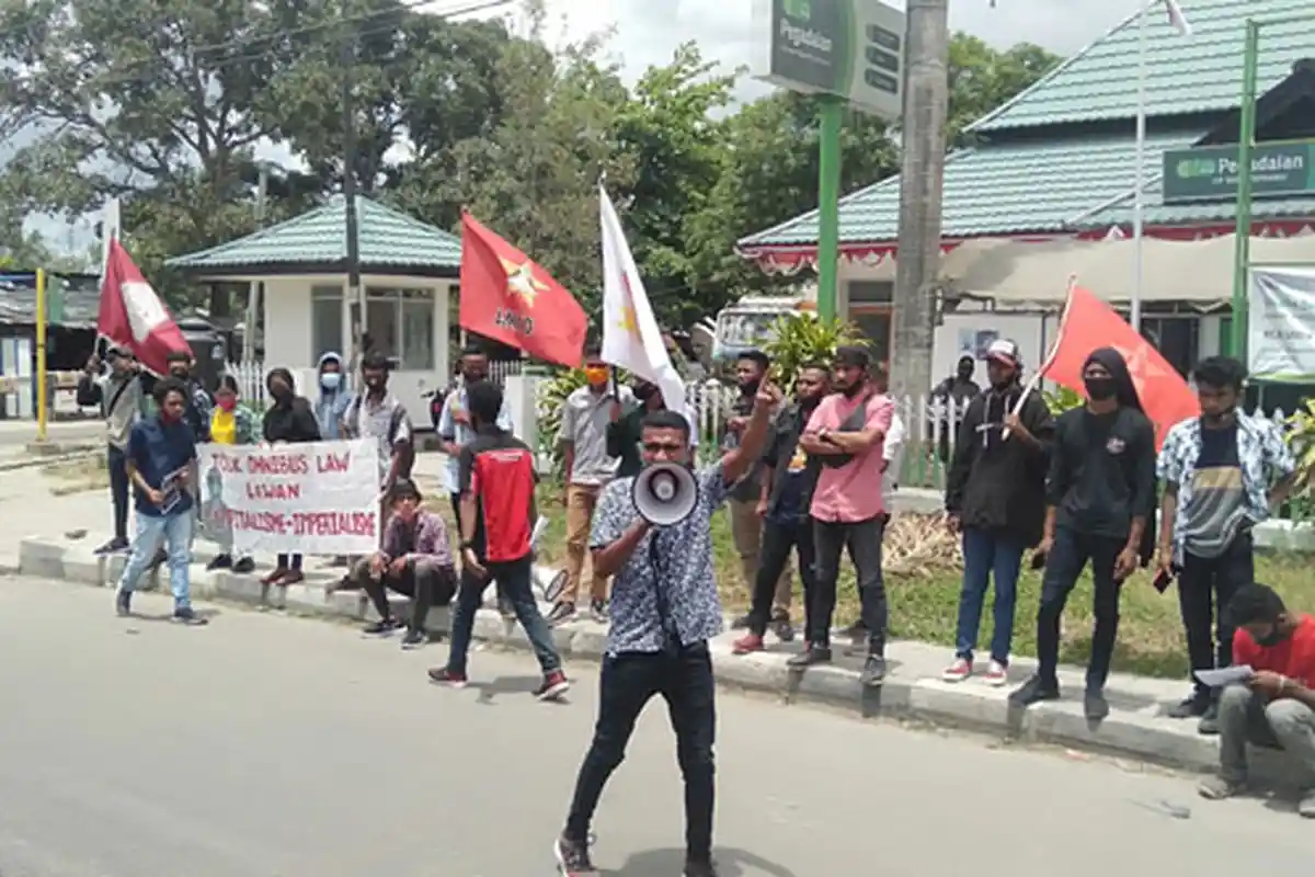 Sejumlah Organisasi Mahasiswa di TTU Demo Tolak UU Omnibus Law