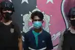 tersangka-yopi-diamankan.jpg