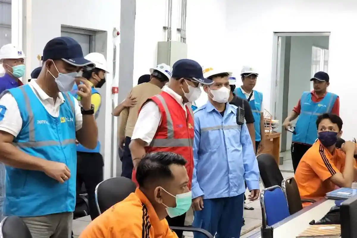 Melalui PLN Mobile, Masyarakat Bisa Mudah Penuhi Kebutuhan Kelistrikan Saat Lebaran